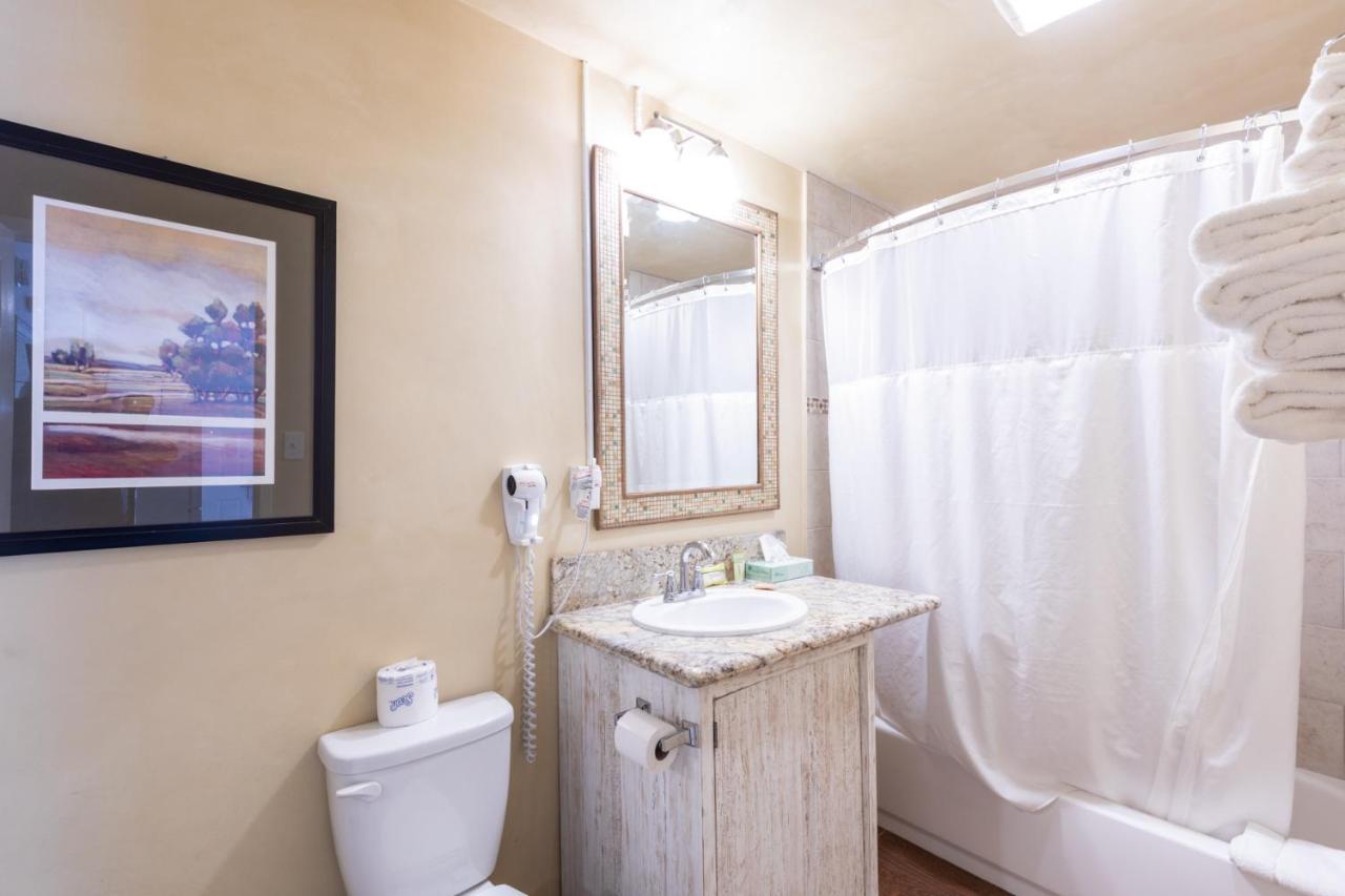 קלוברדייל Vineyard Valley Inn מראה חיצוני תמונה